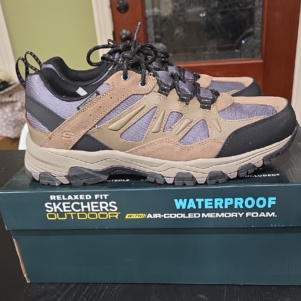 Skechers Men's Athletic Shoes - Black‎ and Tan